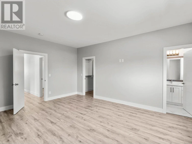 808 Crestline Street, Kamloops, BC, V2B 5X3 - 7