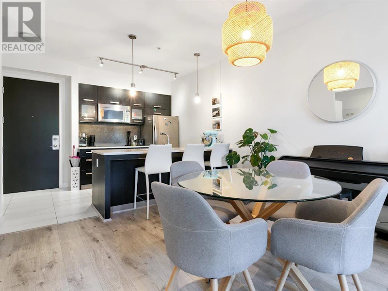 316 - 3333 Main Street, Vancouver BC V5V 3M8