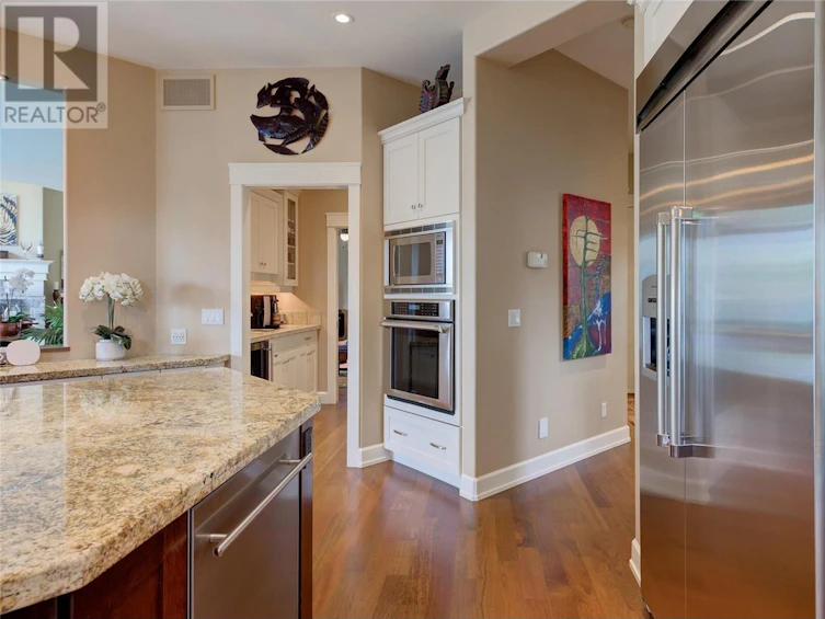 995 Westpoint Drive, Kelowna, BC, V1W 4Z9 - 27