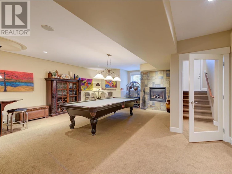 995 Westpoint Drive, Kelowna, BC, V1W 4Z9 - 52