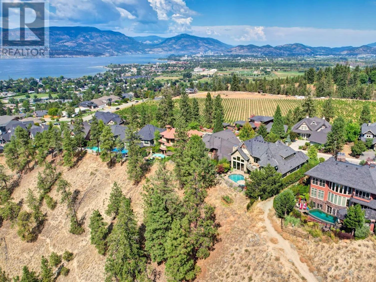 995 Westpoint Drive, Kelowna, BC, V1W 4Z9 - 67