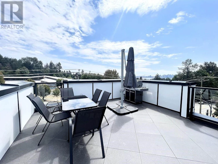 1710 Larson Road, North Vancouver, BC, V7M 2Z4 - 26