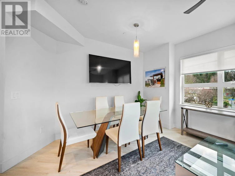 1710 Larson Road, North Vancouver, BC, V7M 2Z4 - 5