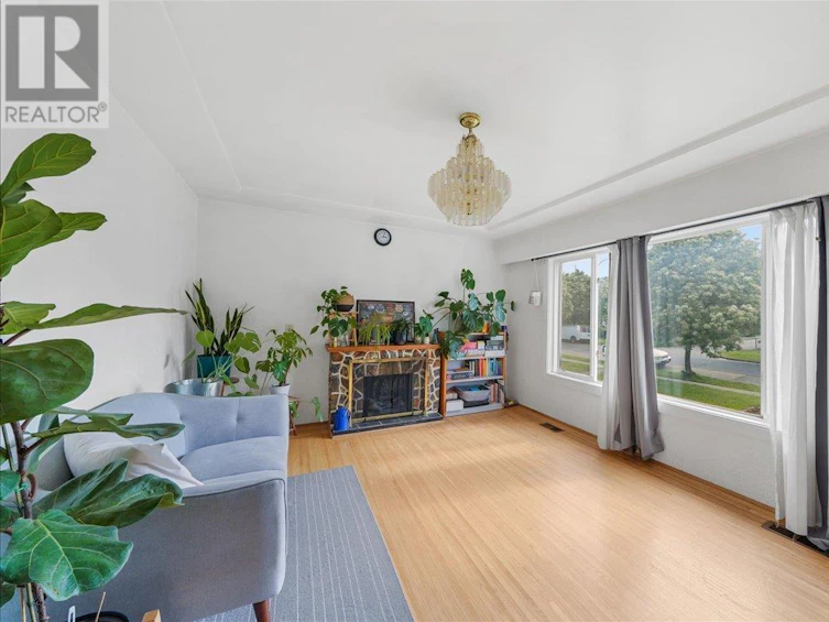 557 Rupert Street, Vancouver, BC, V5K 4K6 - 6