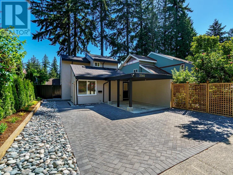 2582 Burian Drive, Coquitlam, BC, V3K 5W9 - 38