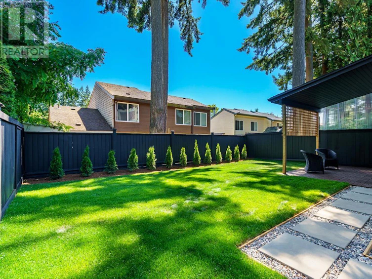 2582 Burian Drive, Coquitlam, BC, V3K 5W9 - 8