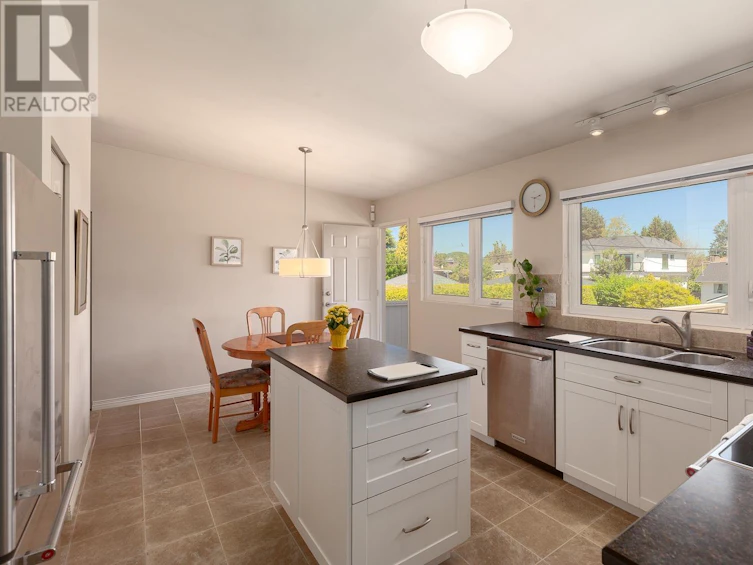 5588 Willow Street, Vancouver, BC, V5Z 3S4 - 11