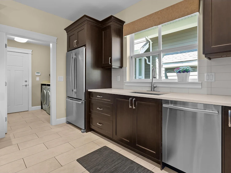 16525 10 Avenue, Surrey, BC, V4A 9S1 - 13