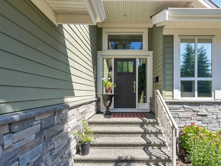 16525 10 Avenue, Surrey, BC, V4A 9S1 - 2