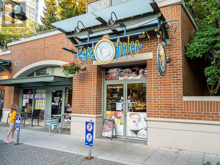 1105-235 Guildford Way, Port Moody, BC, V3H 5L8 - 32