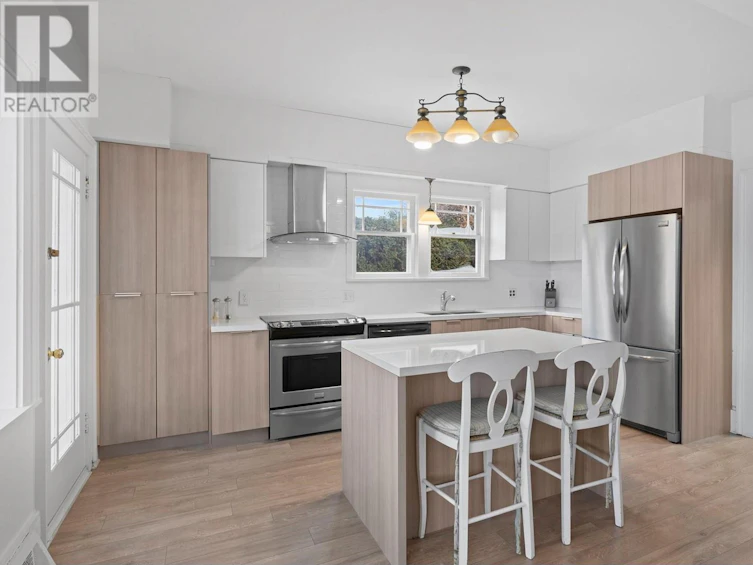 2072 Abbott Street, Kelowna, BC, V1Y 1C6 - 6