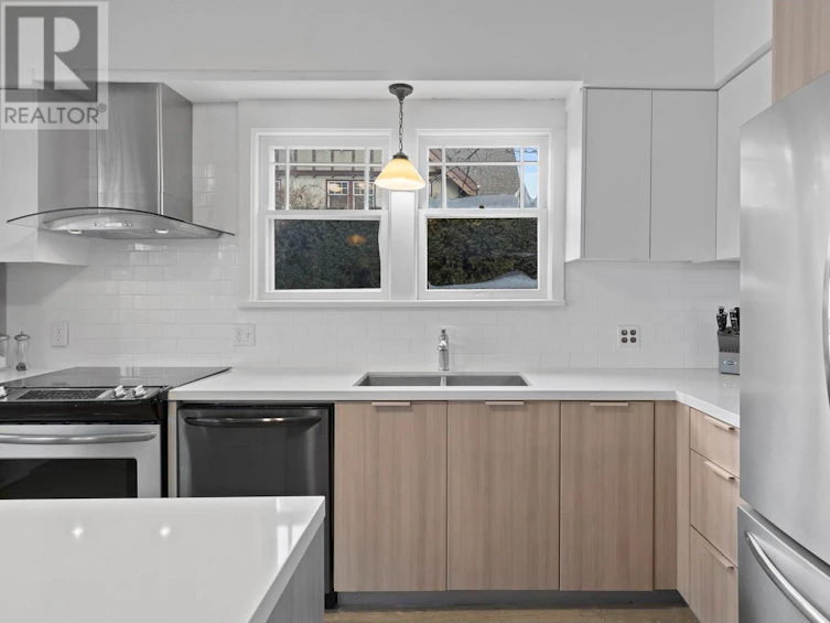 2072 Abbott Street, Kelowna, BC, V1Y 1C6 - 7