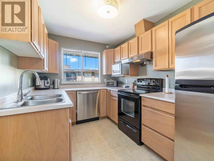 107-558 Rochester Avenue, Coquitlam, BC, V3K 2T9 - 3