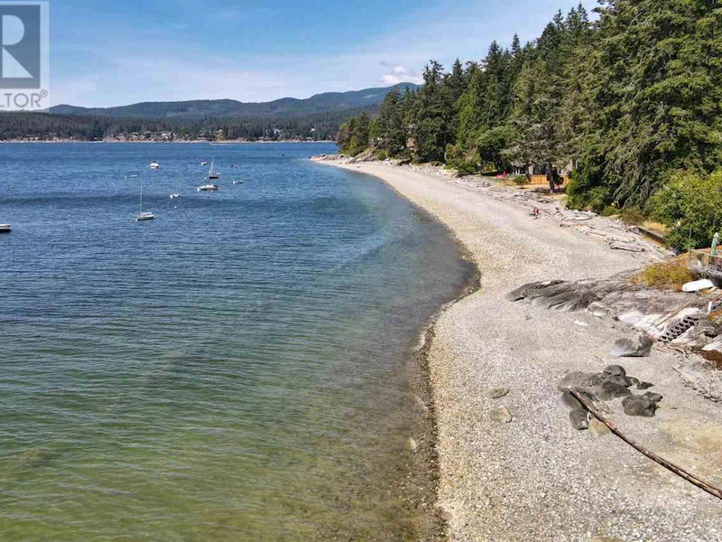 8597 Redrooffs Road, Halfmoon Bay BC