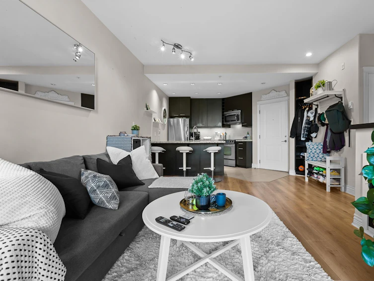 205-2970 King George, Surrey, BC, V4P 0E6 - 17