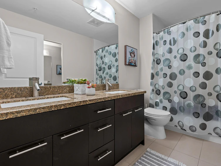 205-2970 King George, Surrey, BC, V4P 0E6 - 22