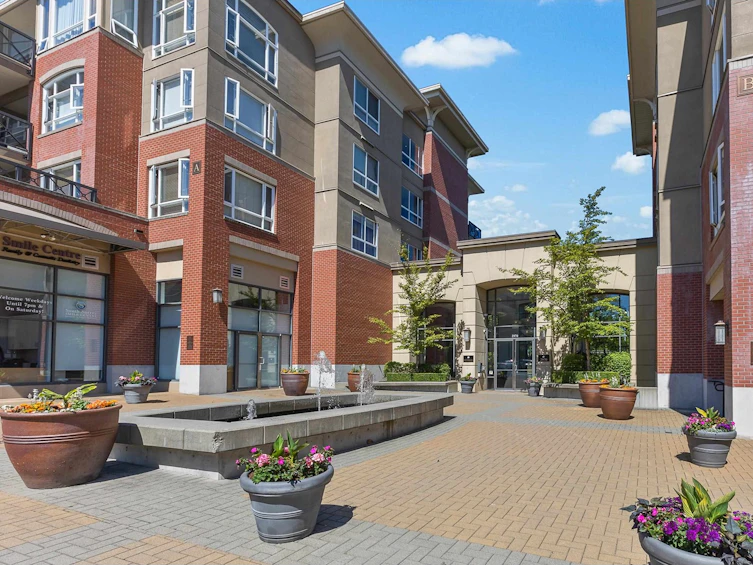 205-2970 King George, Surrey, BC, V4P 0E6 - 3