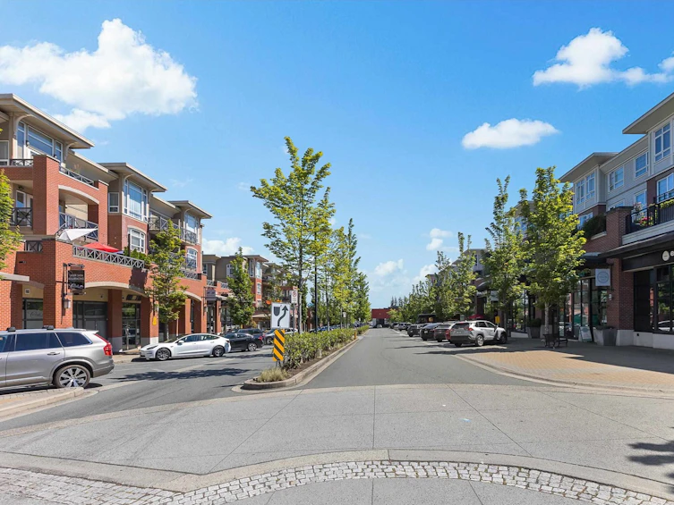 205-2970 King George, Surrey, BC, V4P 0E6 - 32