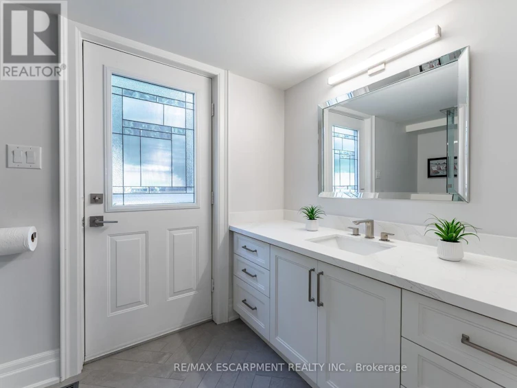 1245 Sycamore Drive, Burlington, ON, L7M 1G8 - 10