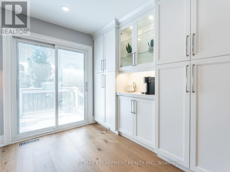 1245 Sycamore Drive, Burlington, ON, L7M 1G8 - 17