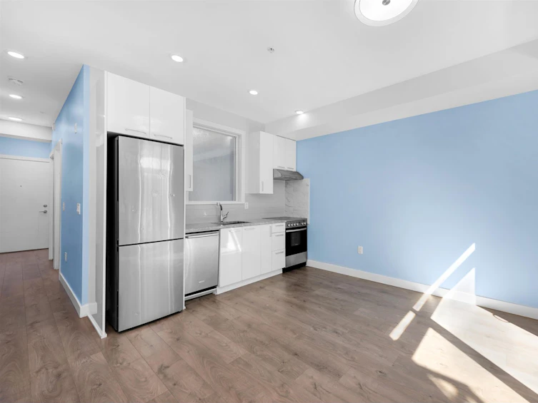105-19940 Brydon, Langley, BC, V3A 0K8 - 7