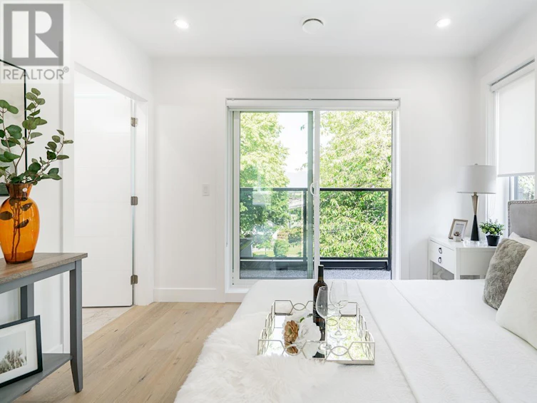 2650 East 25 Avenue, Vancouver, BC, V5R 1H5 - 14