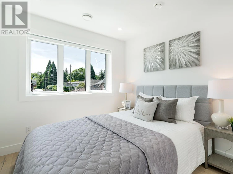 2650 East 25 Avenue, Vancouver, BC, V5R 1H5 - 16