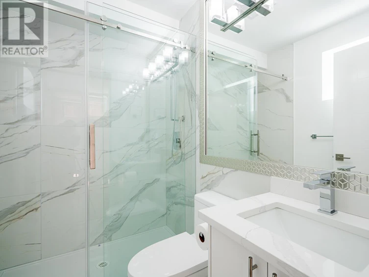 2650 East 25 Avenue, Vancouver, BC, V5R 1H5 - 25