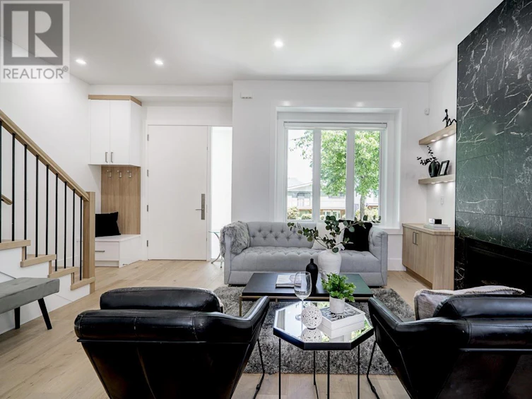 2650 East 25 Avenue, Vancouver, BC, V5R 1H5 - 4