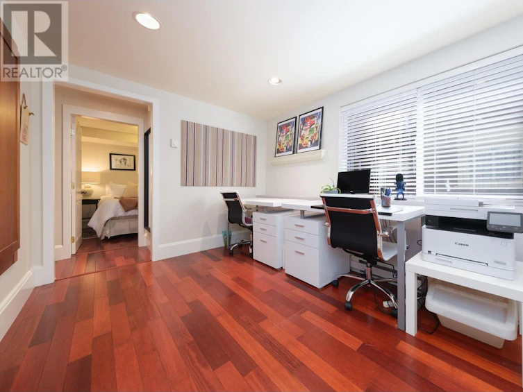 1143 Ridgeway Avenue, North Vancouver, BC, V7L 3R6 - 24