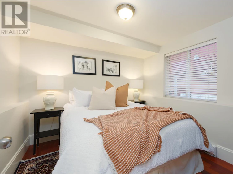 1143 Ridgeway Avenue, North Vancouver, BC, V7L 3R6 - 25