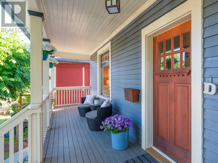 1143 Ridgeway Avenue, North Vancouver, BC, V7L 3R6 - 34