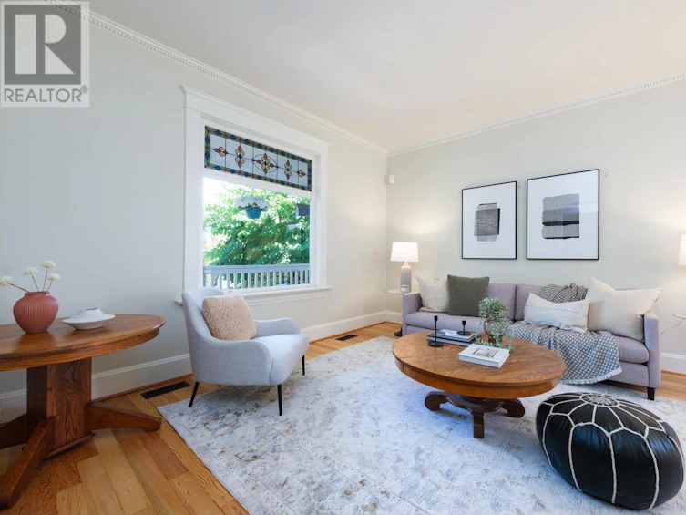 1143 Ridgeway Avenue, North Vancouver, BC, V7L 3R6 - 4