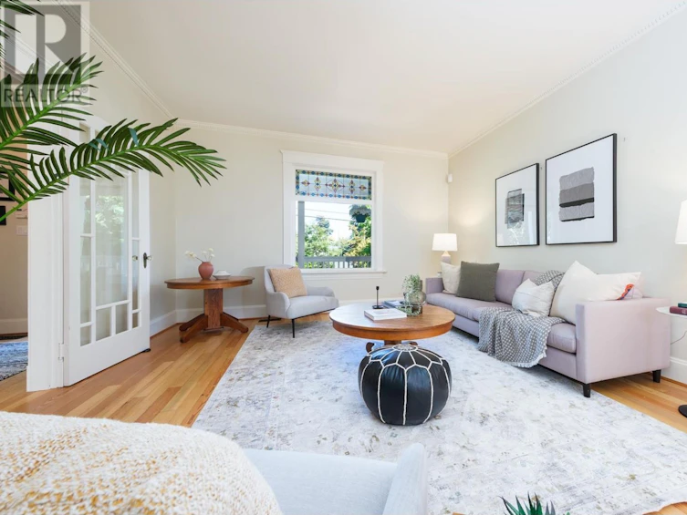 1143 Ridgeway Avenue, North Vancouver, BC, V7L 3R6 - 5