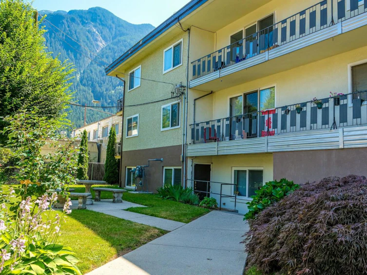 769 4th Avenue, Hope, BC, V0X 1L0 - 16