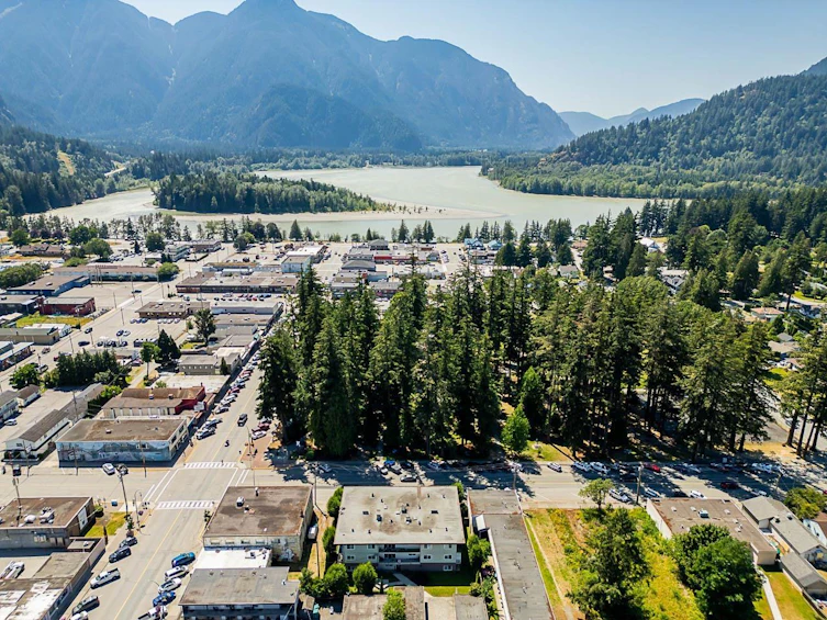 769 4th Avenue, Hope, BC, V0X 1L0 - 24