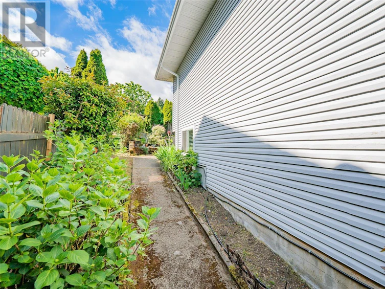 2189 Woodthrush Place, Nanaimo, BC, V9R 6V2 - 33