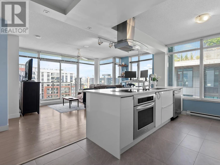 910-251 East 7th Avenue, Vancouver, BC, V5T 0B9 - 5