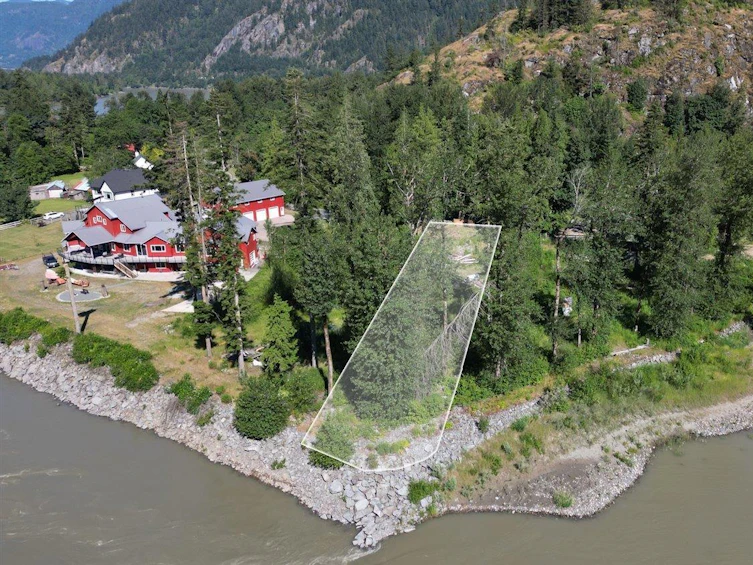 20808 Landstrom Road, Hope, BC, V0X 1L3 - 2