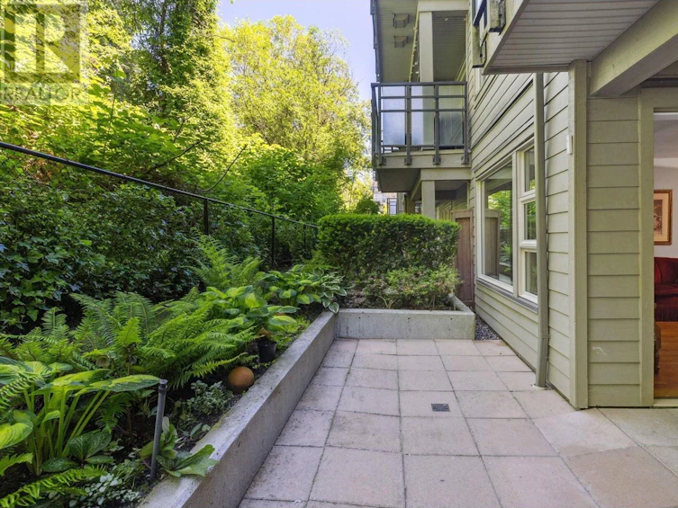 203-1679 Lloyd Avenue, North Vancouver, BC, V7P 0A9 - 19