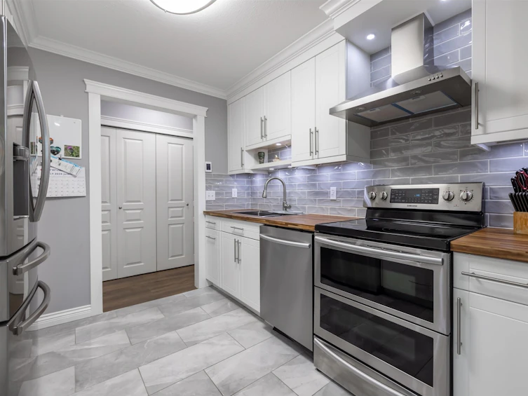 104-6363 121, Surrey, BC, V3X 3K6 - 12