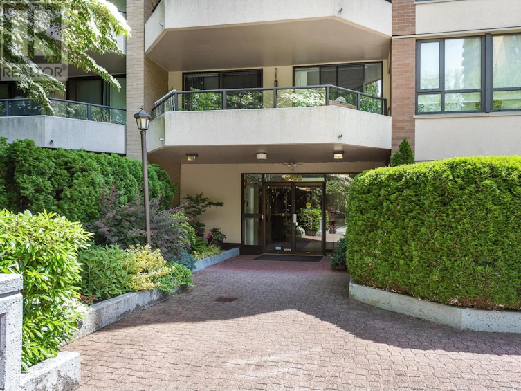 602-6152 Kathleen Avenue, Burnaby, BC, V5H 4K8 - 2
