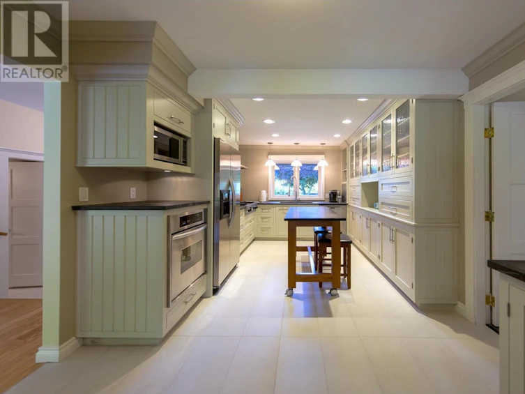 5679 Marine Drive, West Vancouver, BC, V7W 2R7 - 20