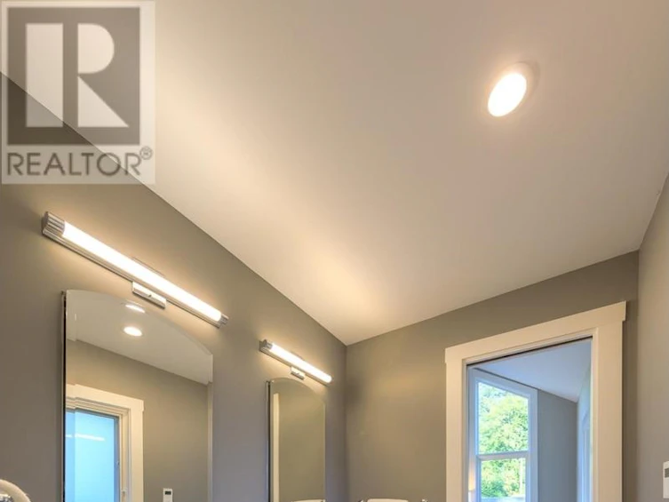 5679 Marine Drive, West Vancouver, BC, V7W 2R7 - 29