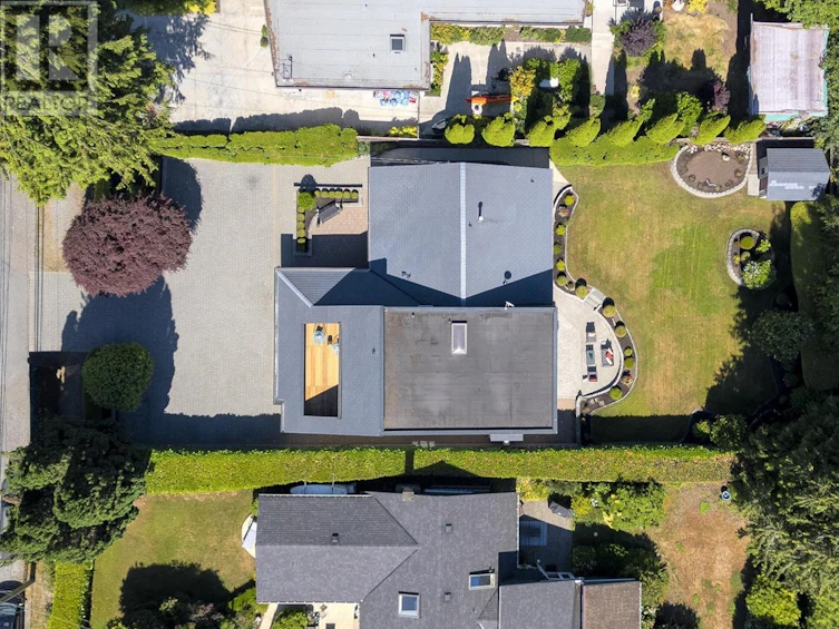 5679 Marine Drive, West Vancouver, BC, V7W 2R7 - 34