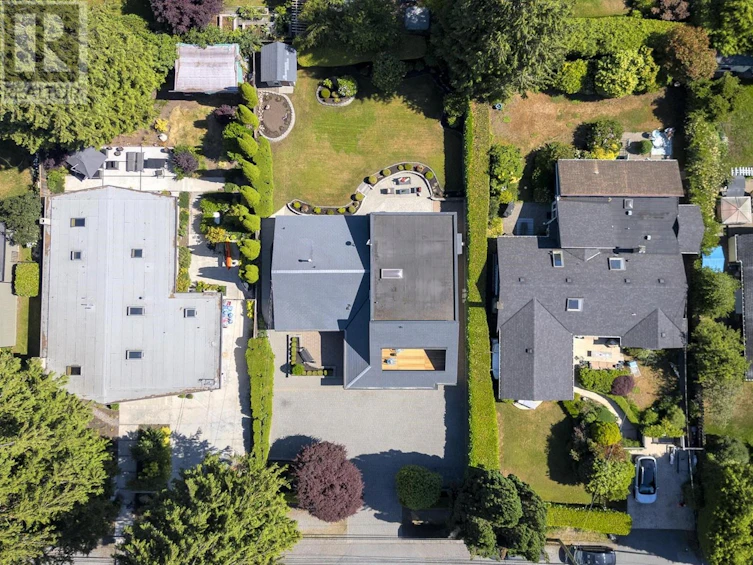 5679 Marine Drive, West Vancouver, BC, V7W 2R7 - 35