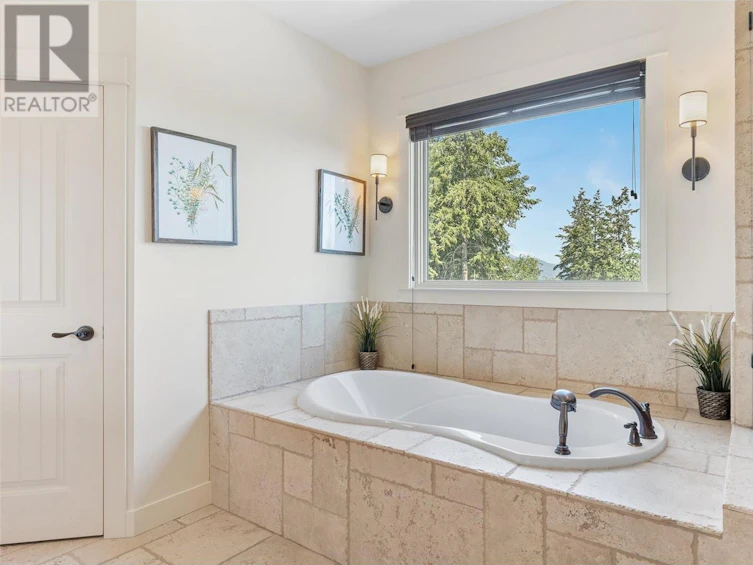 444 Cavell Place, Kelowna, BC, V1W 5A3 - 24