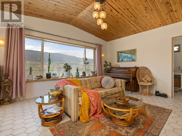 15230 Old Mission Road, Lake Country, BC, V4V 2G5 - 33
