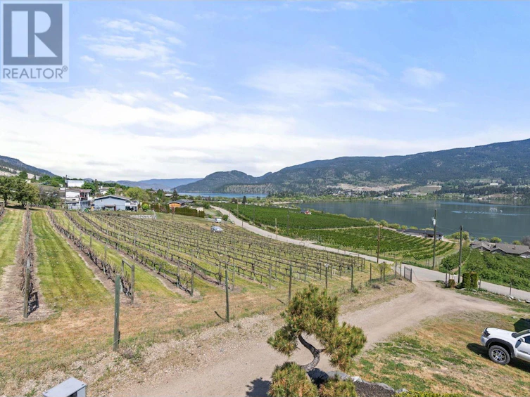 15230 Old Mission Road, Lake Country, BC, V4V 2G5 - 48