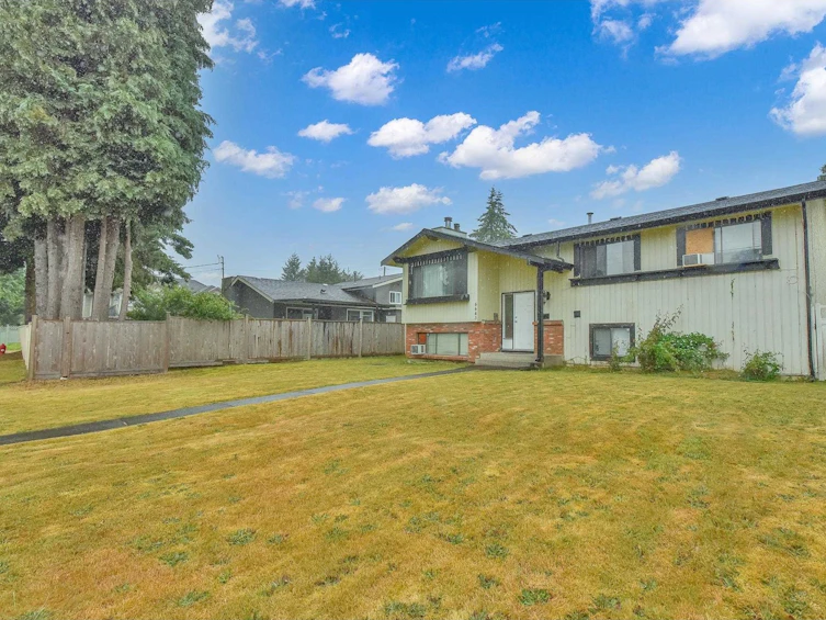 6643 132, Surrey, BC, V3W 4L7 - 24